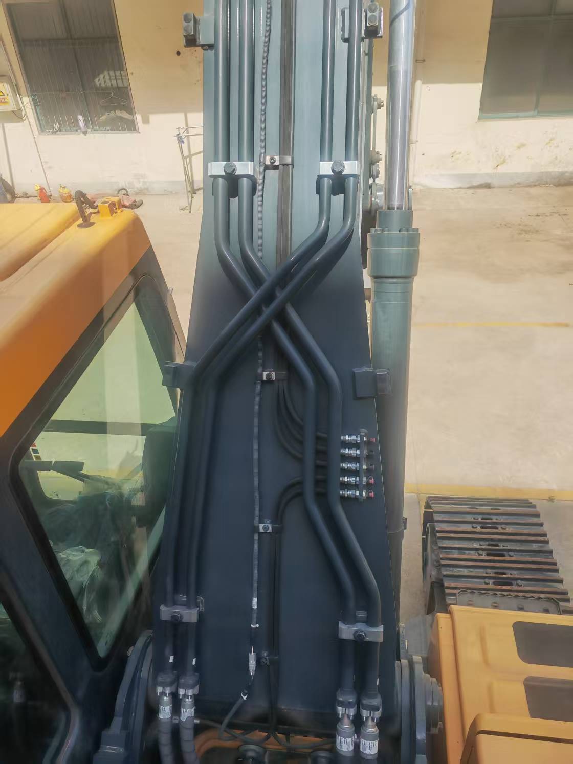 2021 New Crawler Excavators Excavator HYUNDAI  ROBEX 215 VS