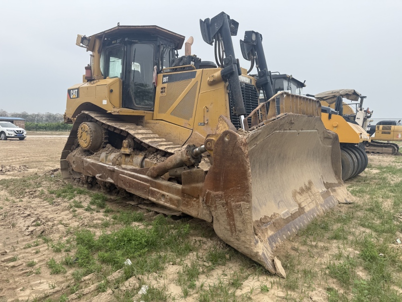 2012 5000H CAT D8T