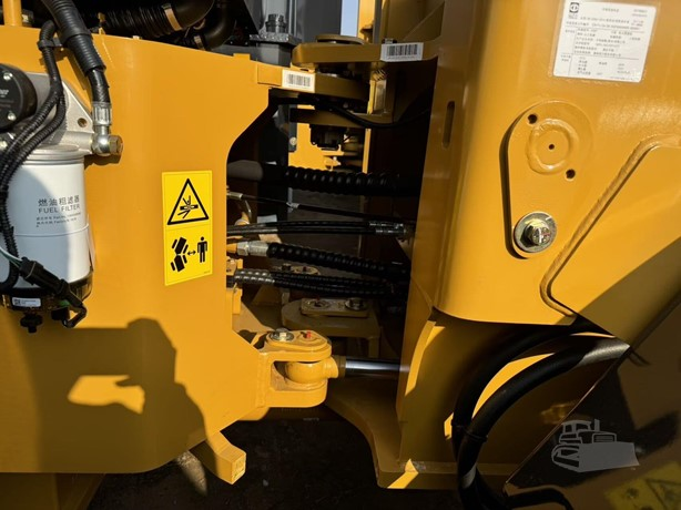 2025 New Wheel Loader SEM 636D