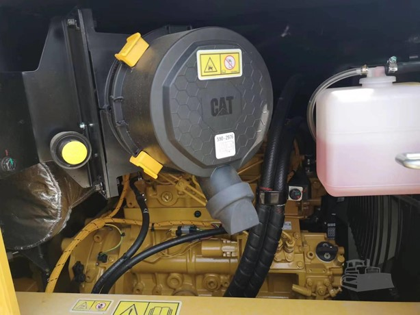 2025 Excavator NEW CATERPILLAR 305.5