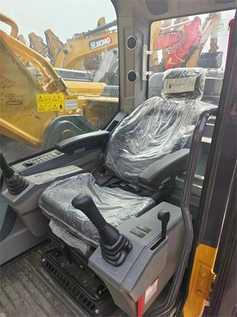 2025 New Crawler Excavator XCMG XE370D