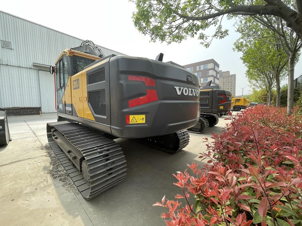 2025 New Crawler Excavator VOLVO EC220
