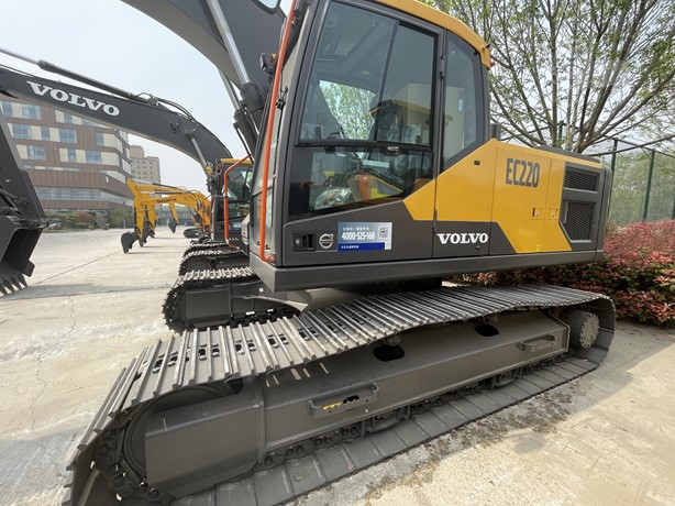 2025 New Crawler Excavator VOLVO EC220
