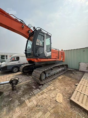 2008 1374H Excavator HITACHI ZX225US LC-3