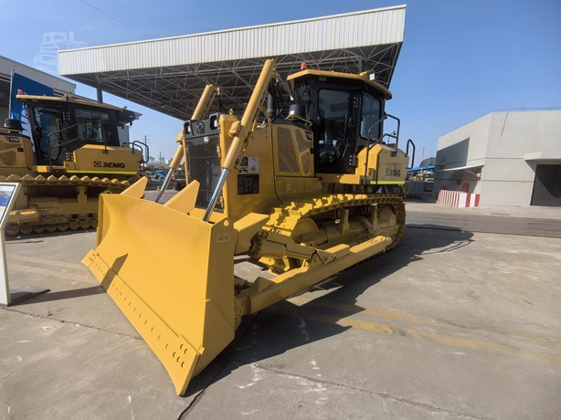 2025 New Crawler Dozers XCMG D170