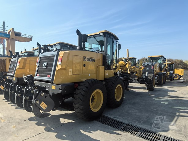 2025 New Motor Grader XCMG GR180