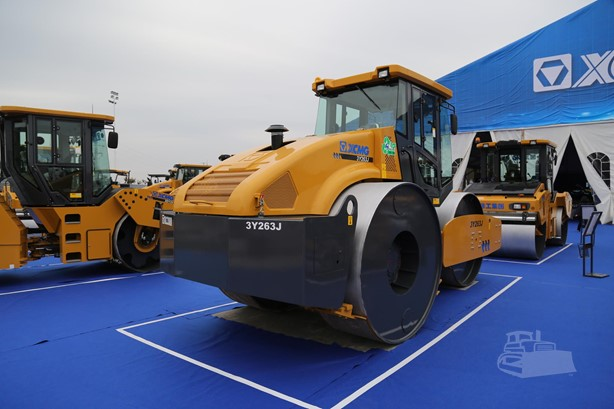 2025 New Smooth Drum Compactor XCMG 3Y263J