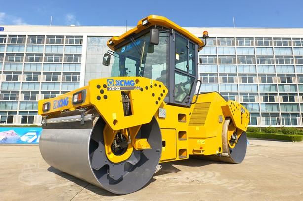 2025 Compactor XCMG XD133