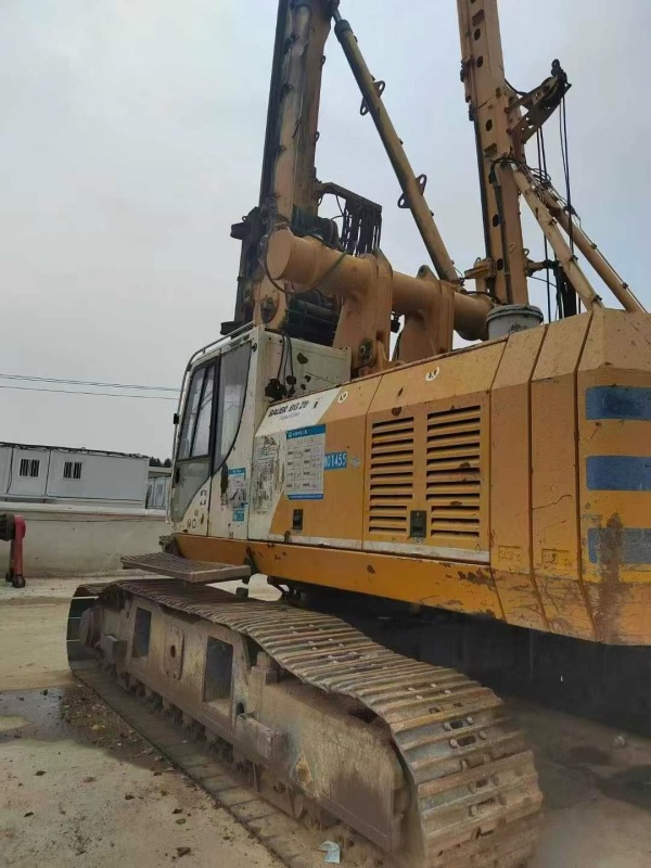 2015 Rotary Drilling Rig BAUER BG26
