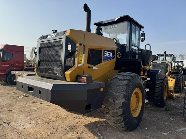 2025 New Wheel Loader SEM 656D