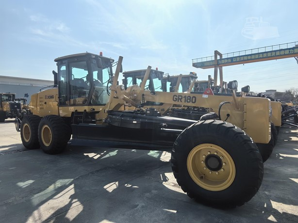 2025 Motor Grader XCMG GR180