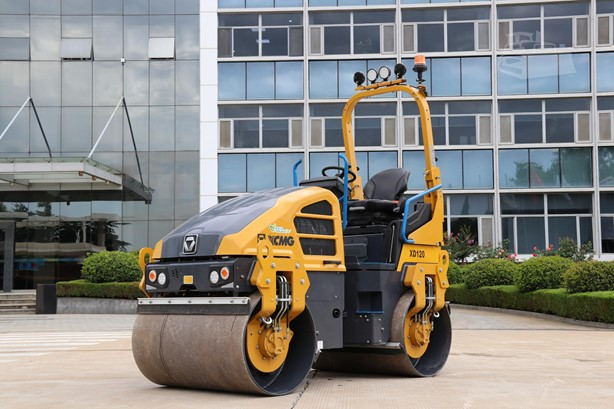 2025 New Smooth Drum Compactor XCMG XD120