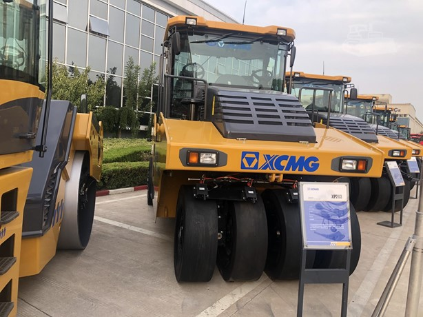 2025 New Pneumatic Compactor XCMG XP263