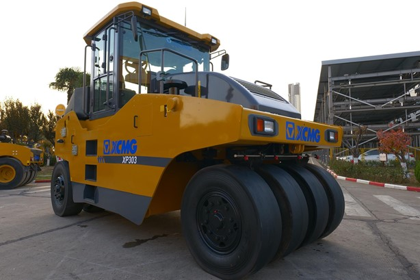 2025 New Pneumatic Compactor XCMG XP303