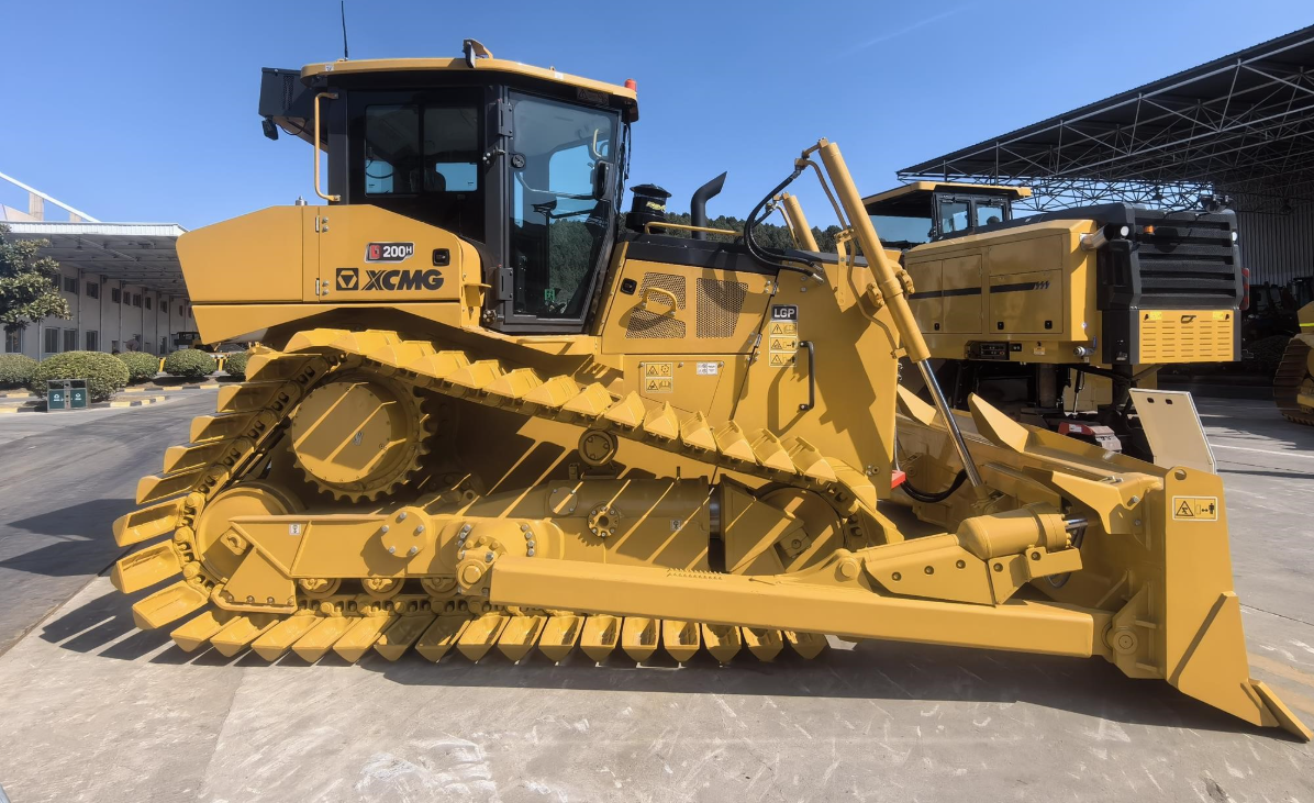 2025 New Crawler Dozer D200H
