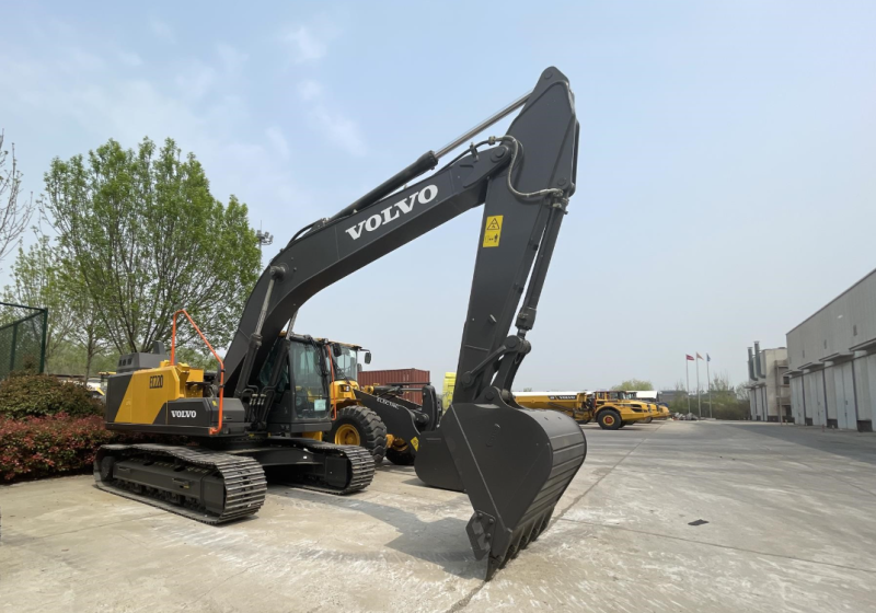2025 0H Excavator VOLVO VOLVO EC220