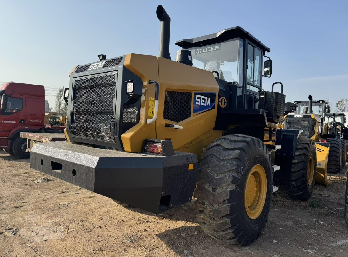 2025 5H Loader SEM SEM 656D