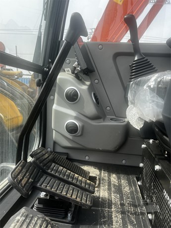 2025 New Crawler Excavator TZCO TZ60