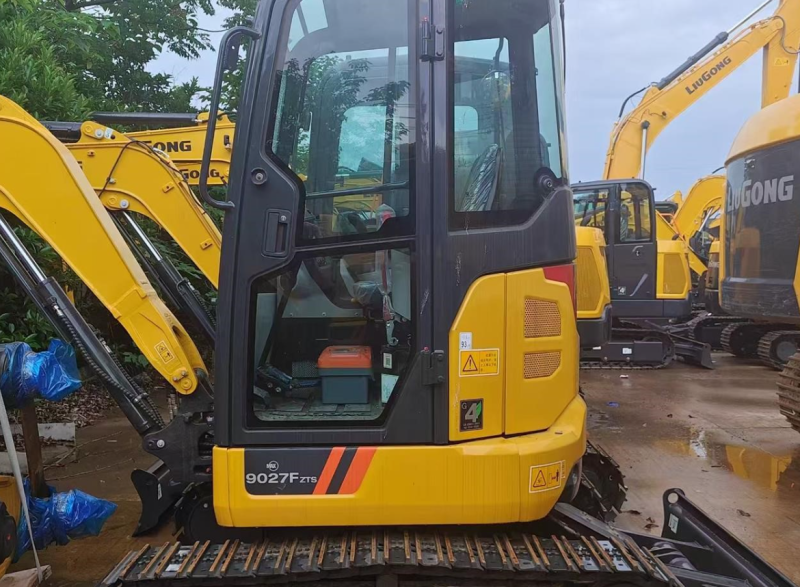2025 0H Excavator LIUGONG 9027FZTS