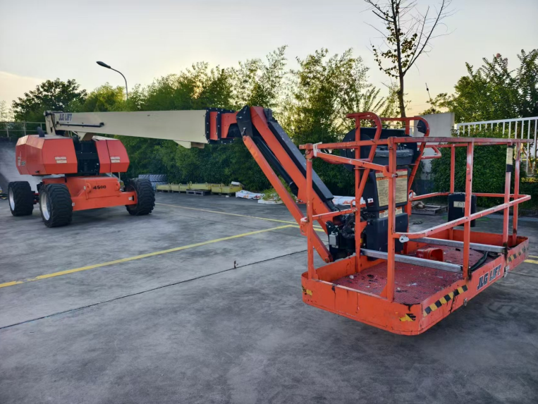 2022 1650H Boom Lift JLG 860SJ