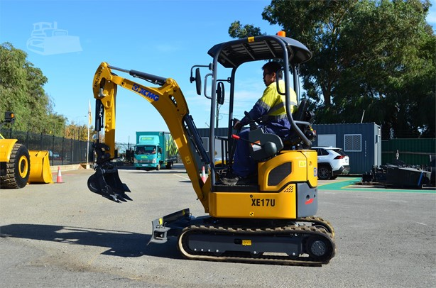 2025 New Mini (up to 12,000 lbs) Excavator XCMG XE17U