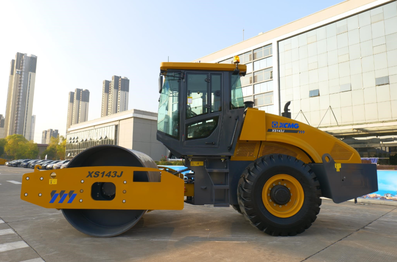 2025 0H Compactor XCMG XS143J