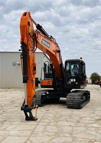 2025 New Crawler Excavator DEVELON DX225LC