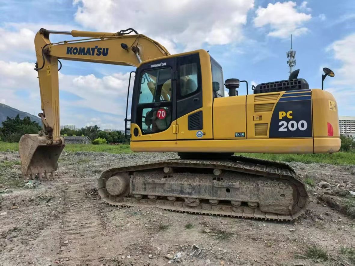 2020 4863.7H  Crawler Excavator KOMATSU PC200-8
