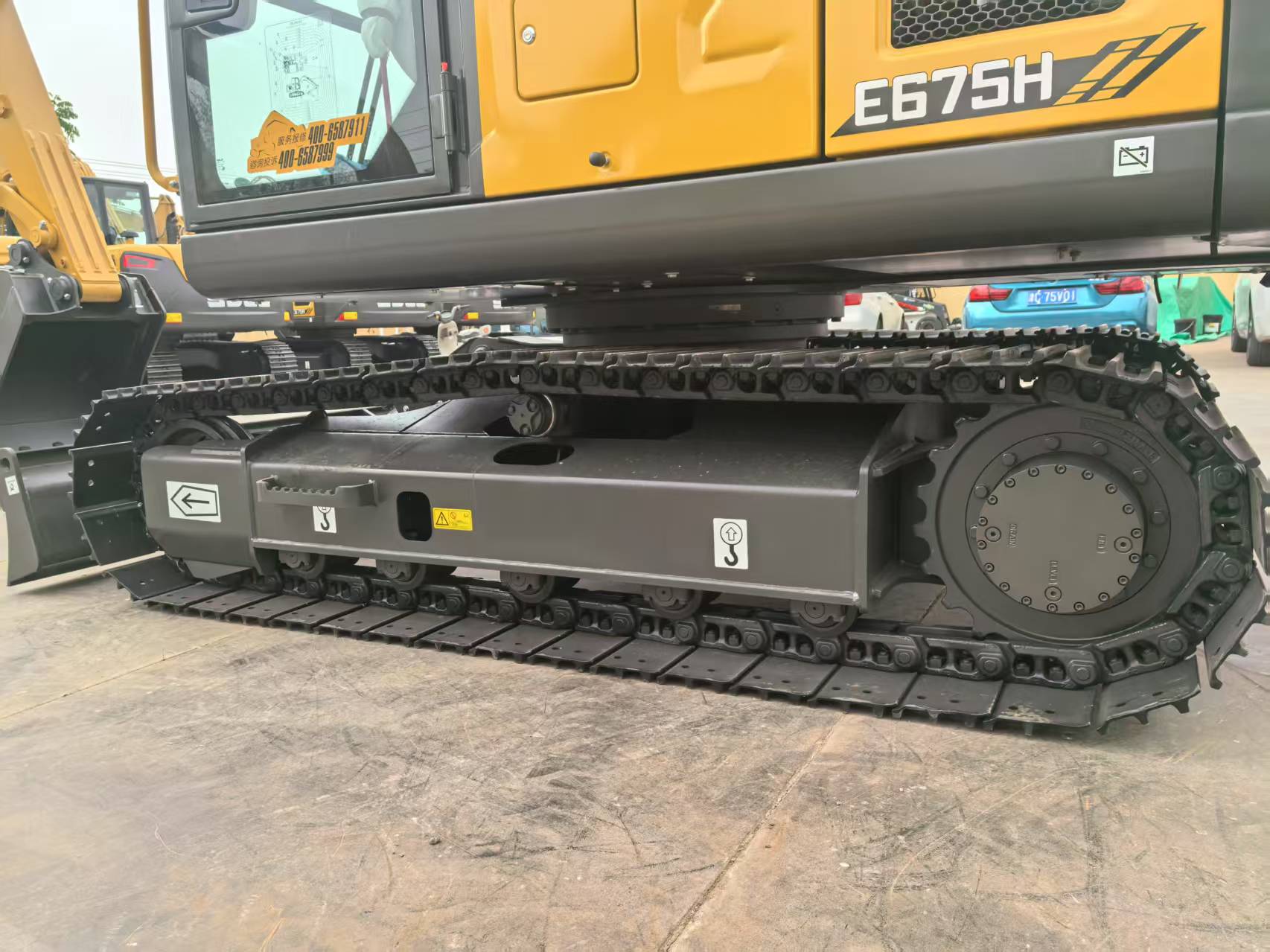 2025 New Crawler Excavator SDLG E675H