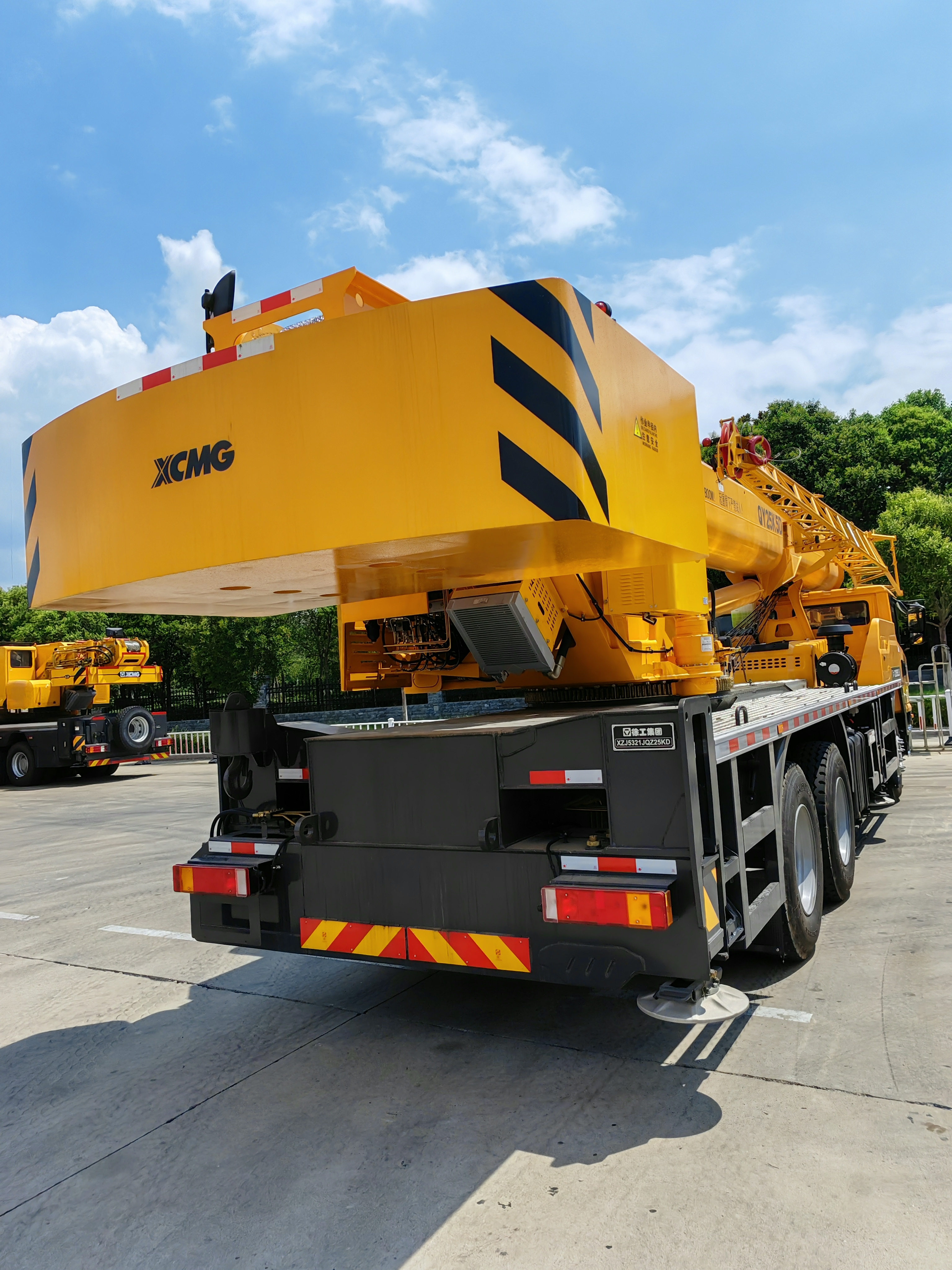2025 New Truck Crane XCMG QY25K5D-5