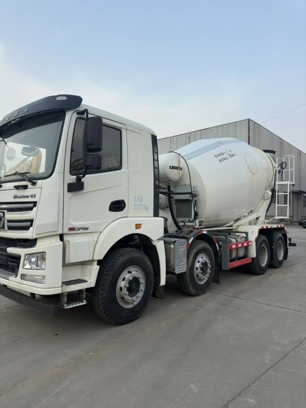 2025 0H Concrete Mixer Truck XCMG NXG5310GJBN5C