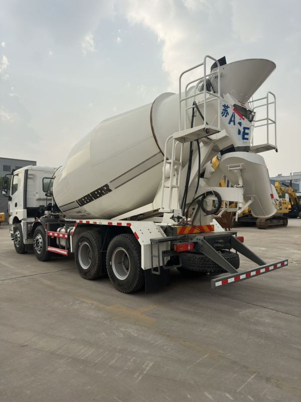 2025 0H Concrete Mixer Truck XCMG NXG5310GJBN5C
