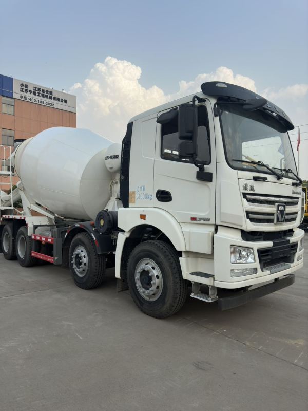 2024 New Concrete Mixer Truck XCMG NXG5310GJBN5C
