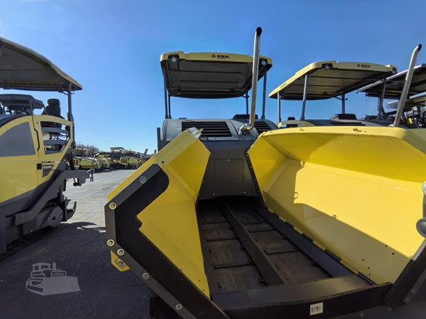 2022 New Track Asphalt Paver BOMAG BF980C