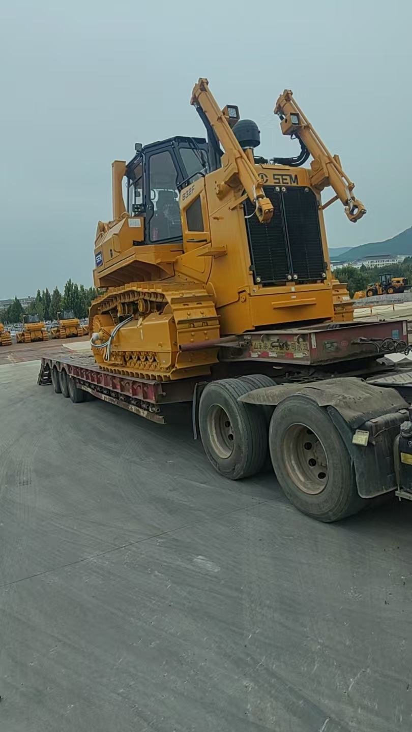 2025 New Crawler Bulldozers SEM 832F
