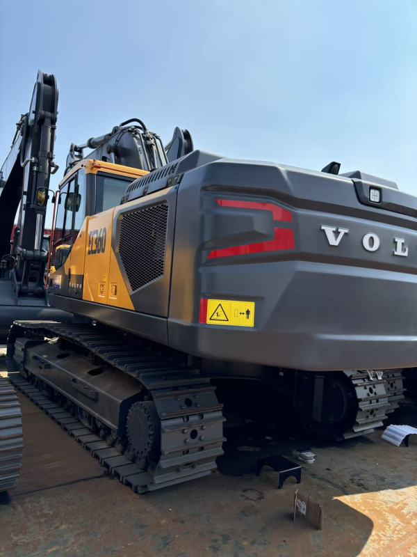 2025 0H Excavator VOLVO EC360