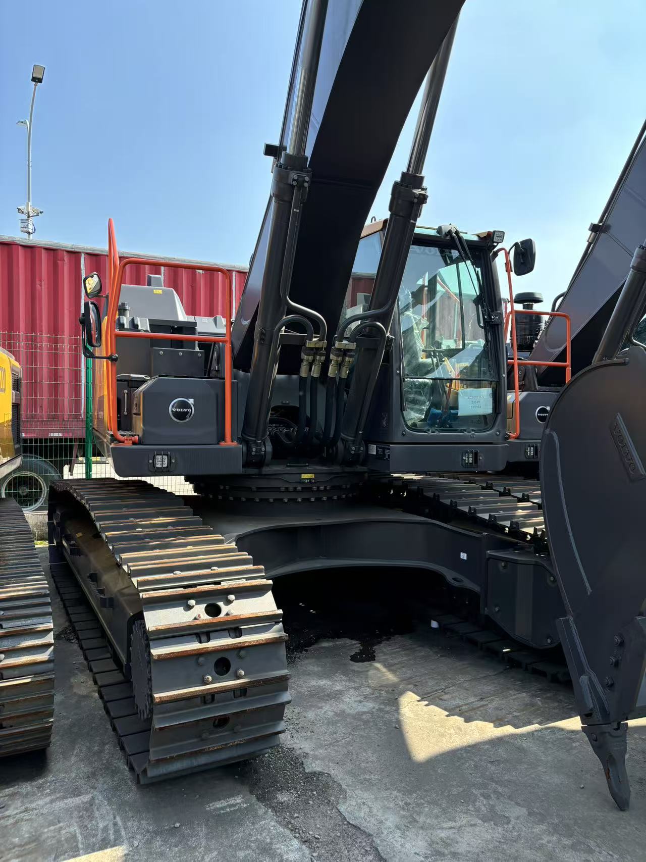 2025 New Crawler Excavator VOLVO EC360