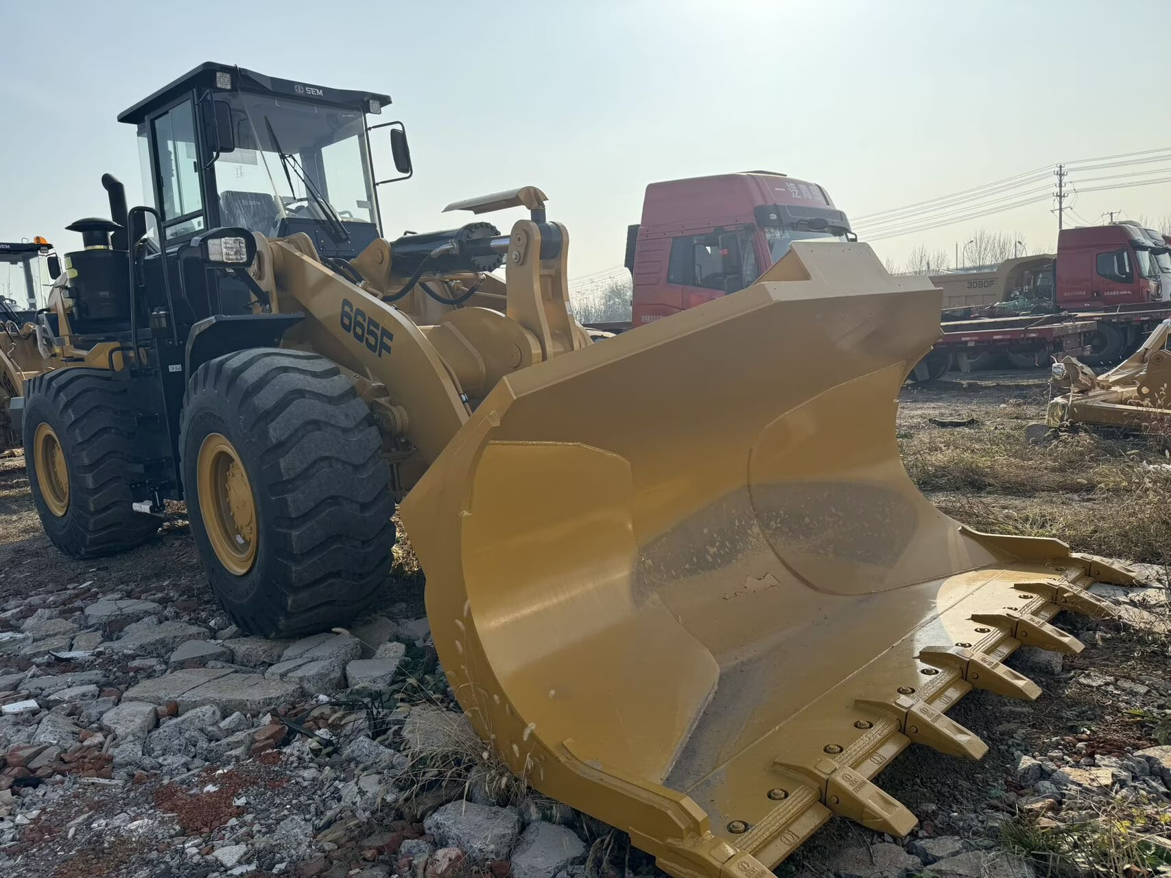 2025 New Wheel Loader SEM 665F