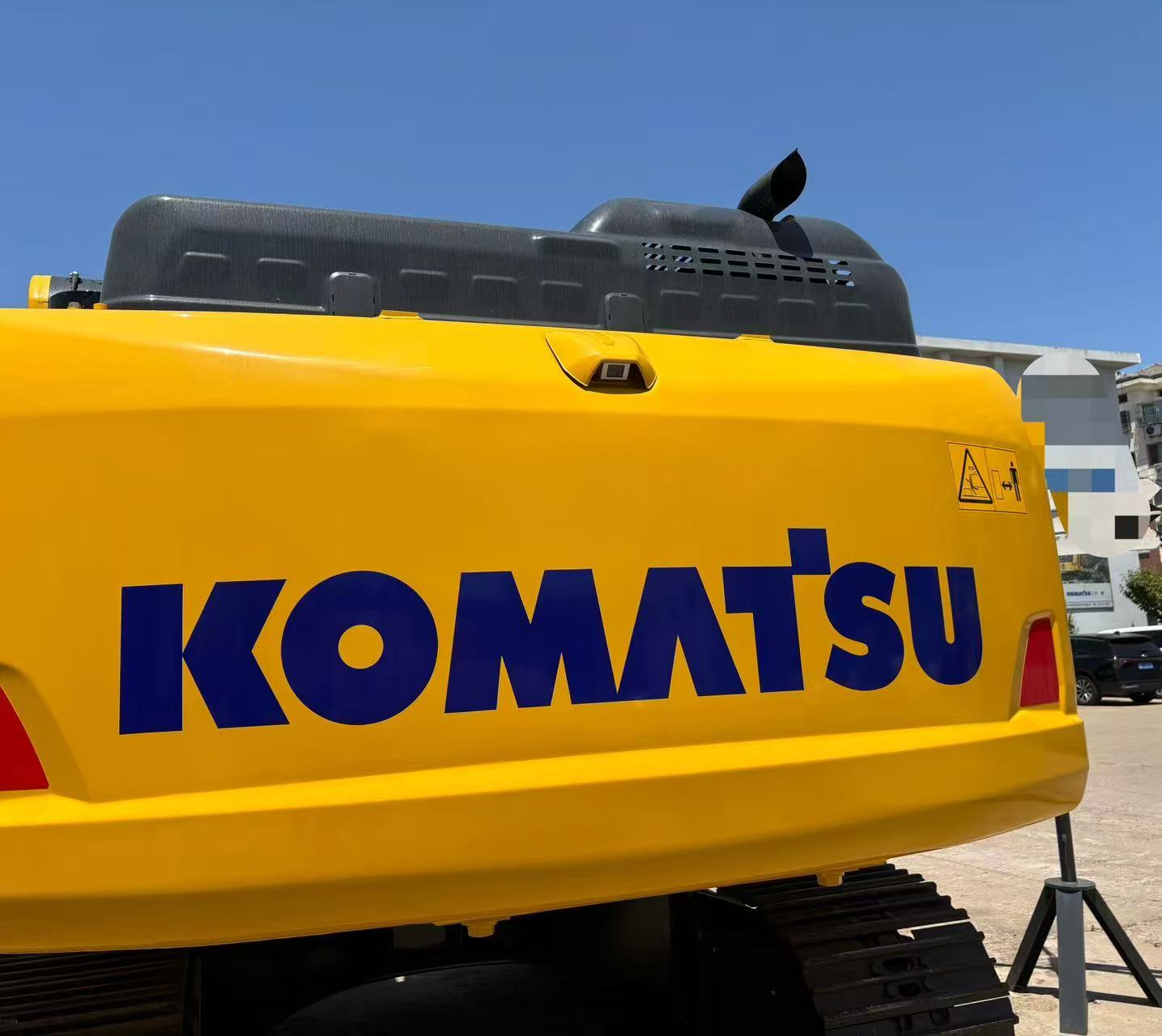 2025 New Crawler Excavator KOMATSU PC200-11M1