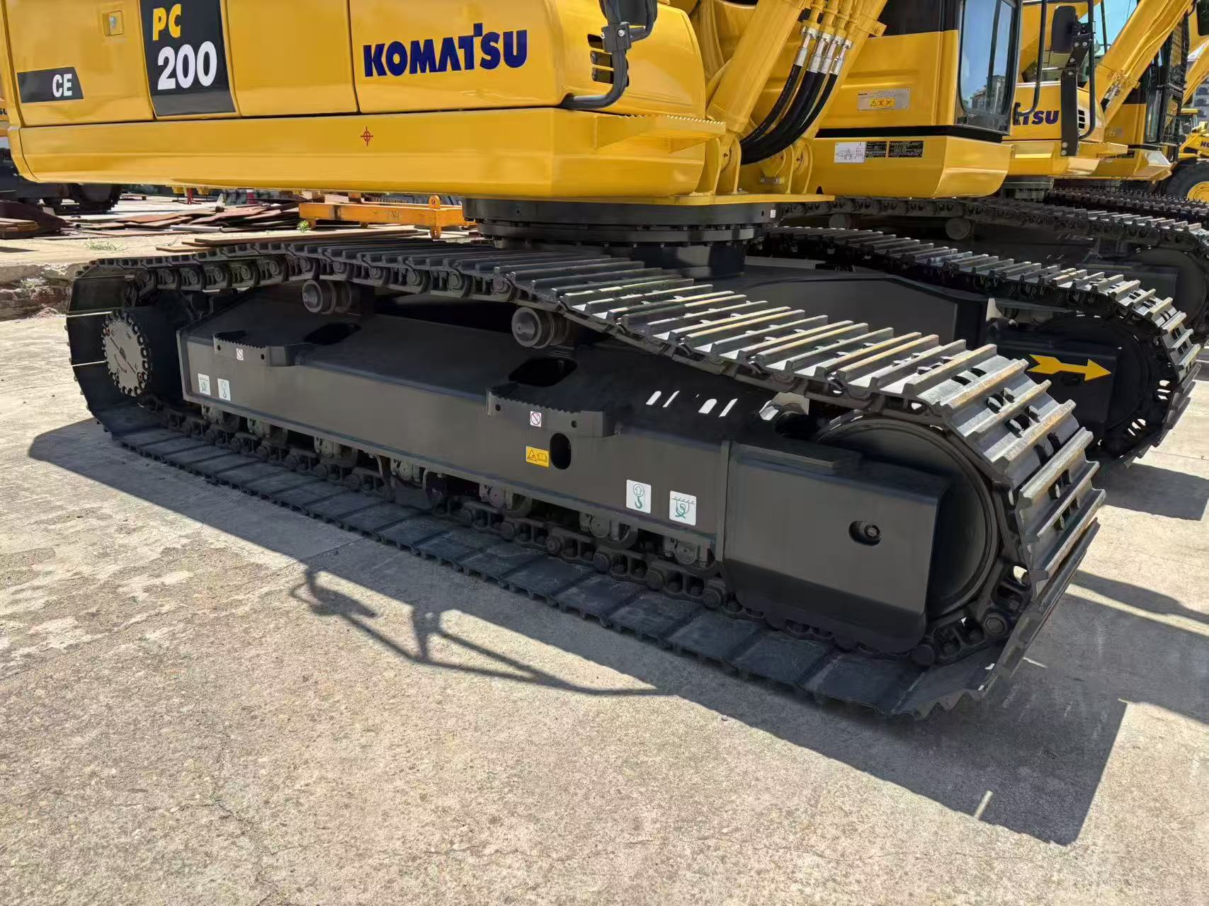 2025 New Crawler Excavator KOMATSU PC200-11M1
