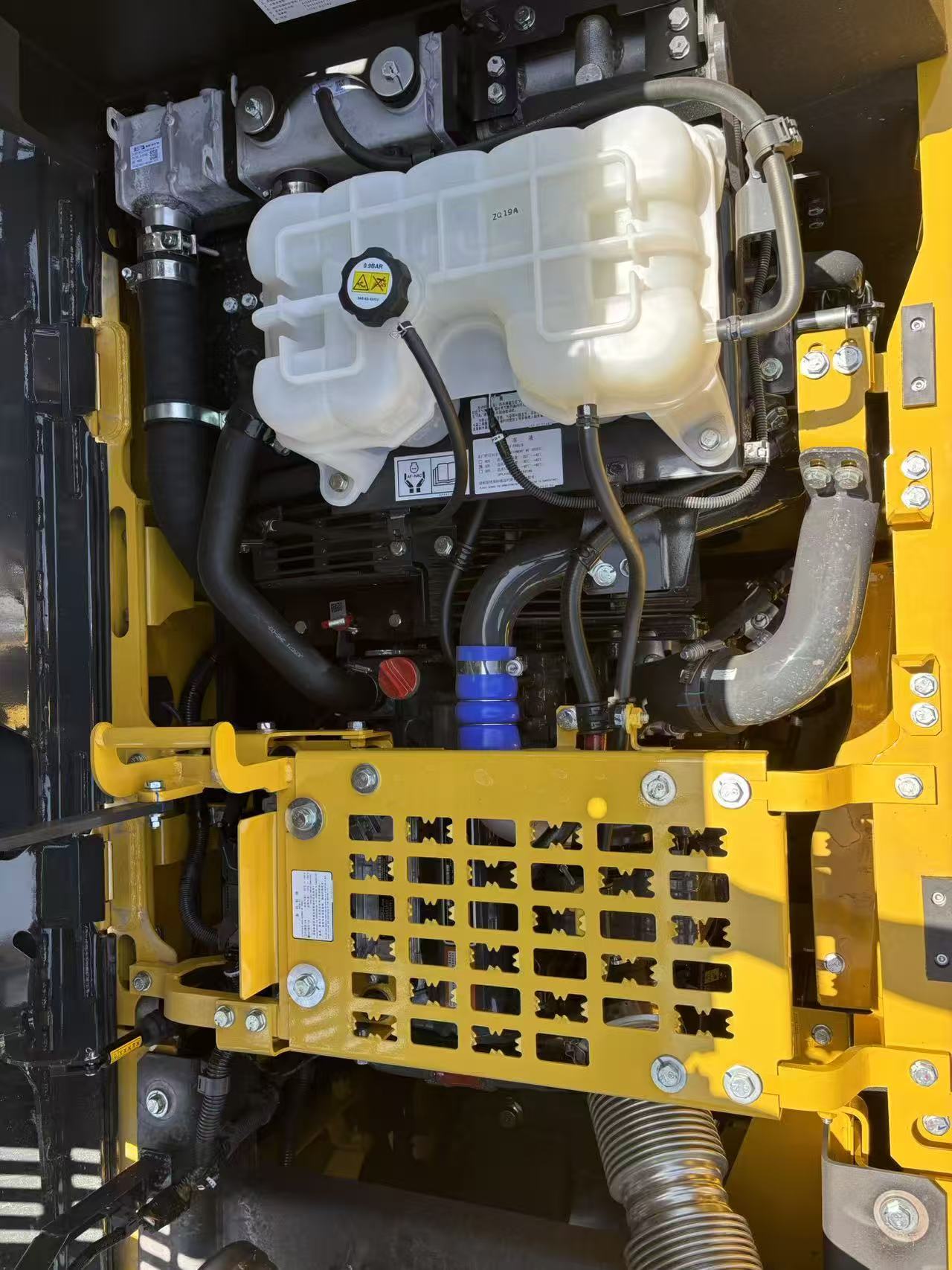 2025 New Crawler Excavator KOMATSU PC200-11M1