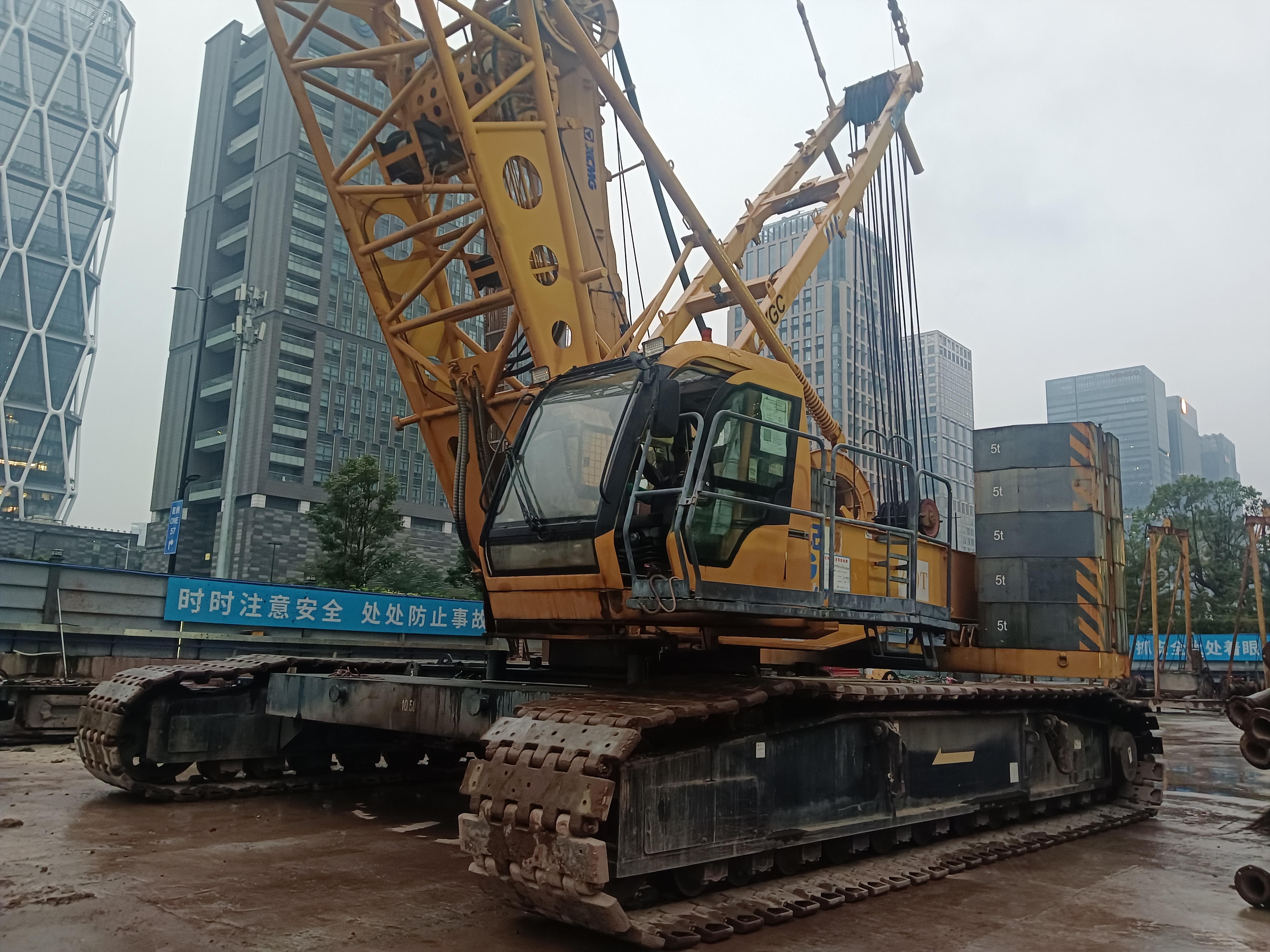 2018 12237.9H Crawler Crane XCMG XGC200
