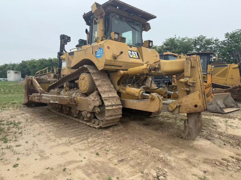 2012 5000 Bulldozer CAT  D8T