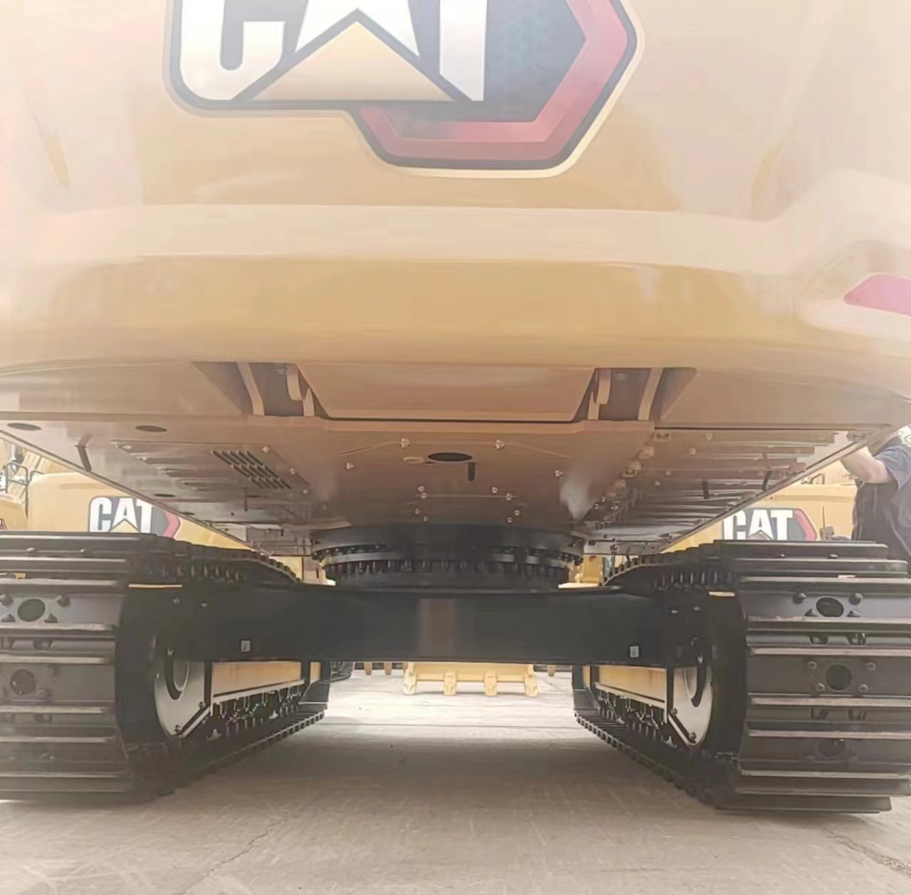 2025 Earthmoving Machinery CAT 336