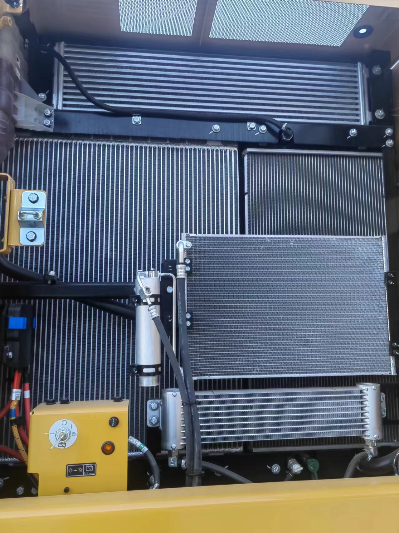 2025 3.5H Excavators CAT 330GC