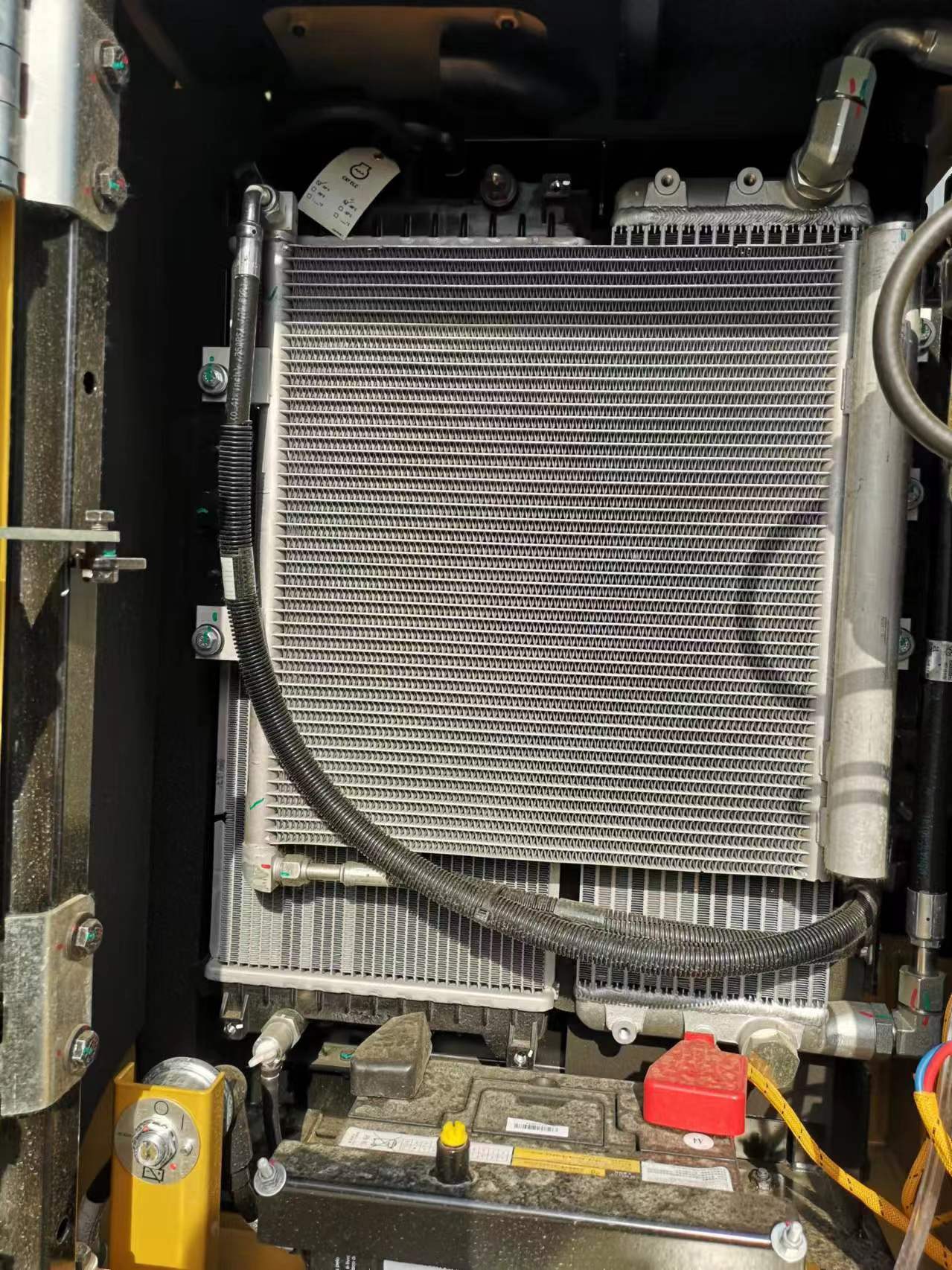 2025 Earthmoving Machinery CAT 305.5