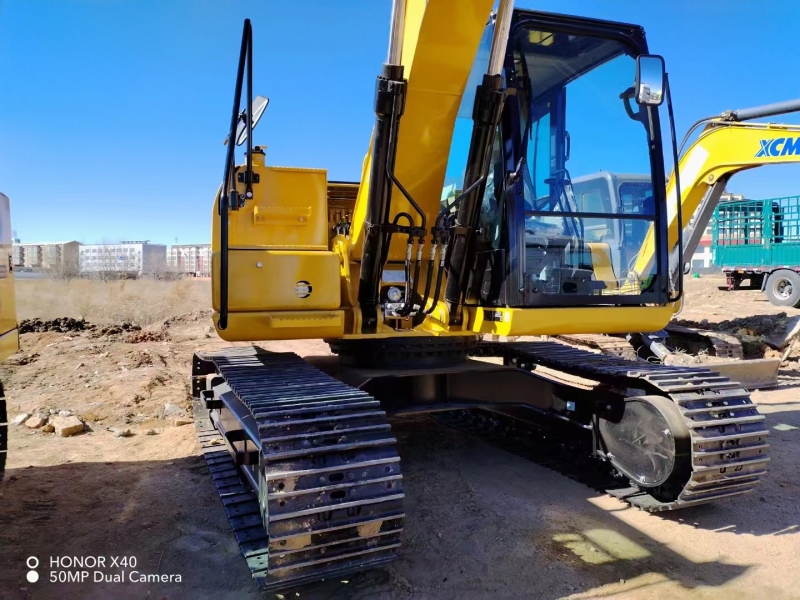 2025 Earthmoving Machinery CAT 313GC