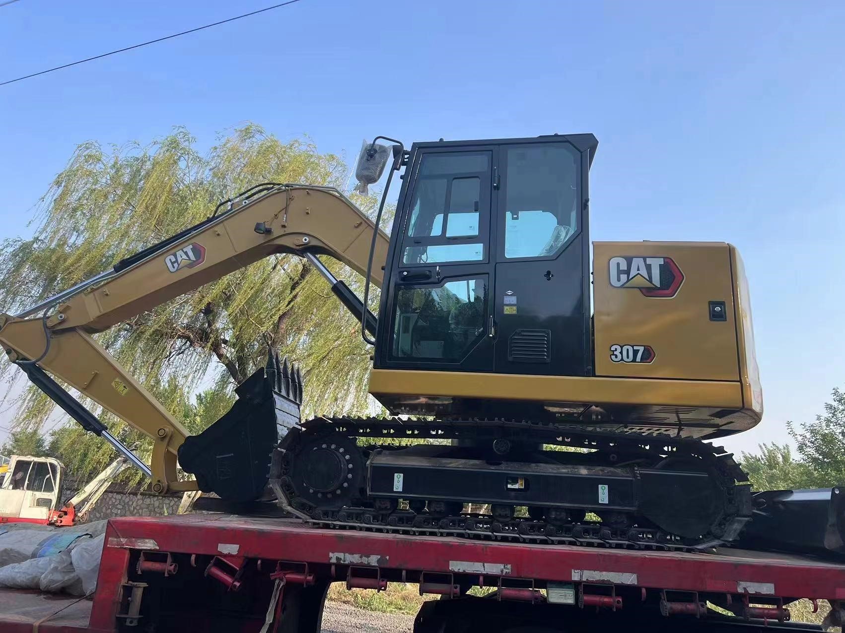 2025 Earthmoving Machinery CAT 307