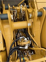 2025 Earthmoving Machinery CAT 395