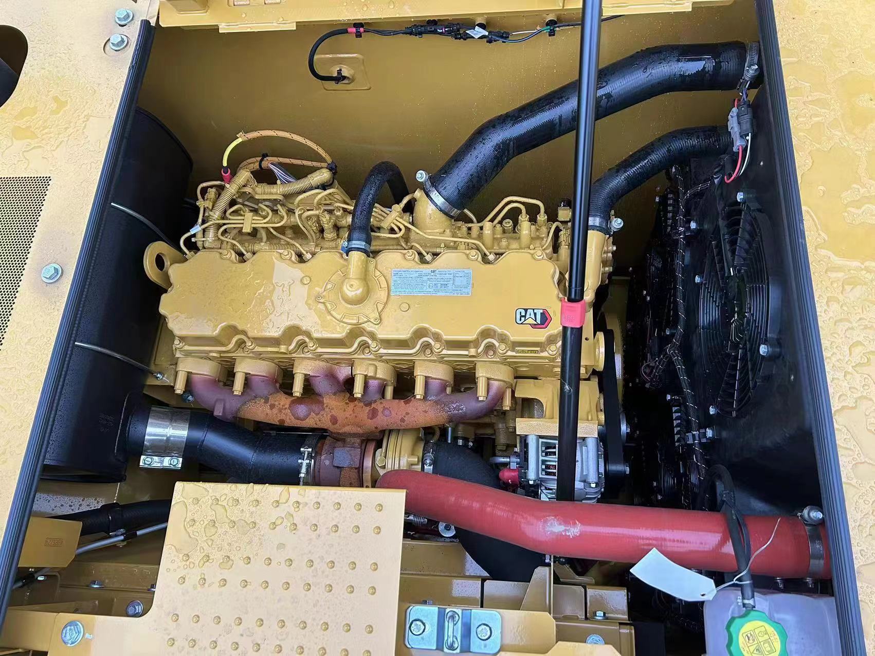 2025 Earthmoving Machinery CAT 320